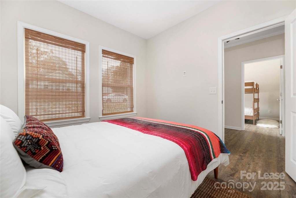 107 Robinson Street - Photo 40