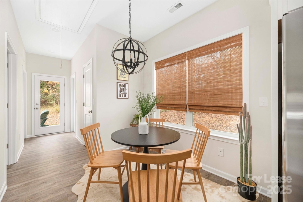 107 Robinson Street - Photo 32