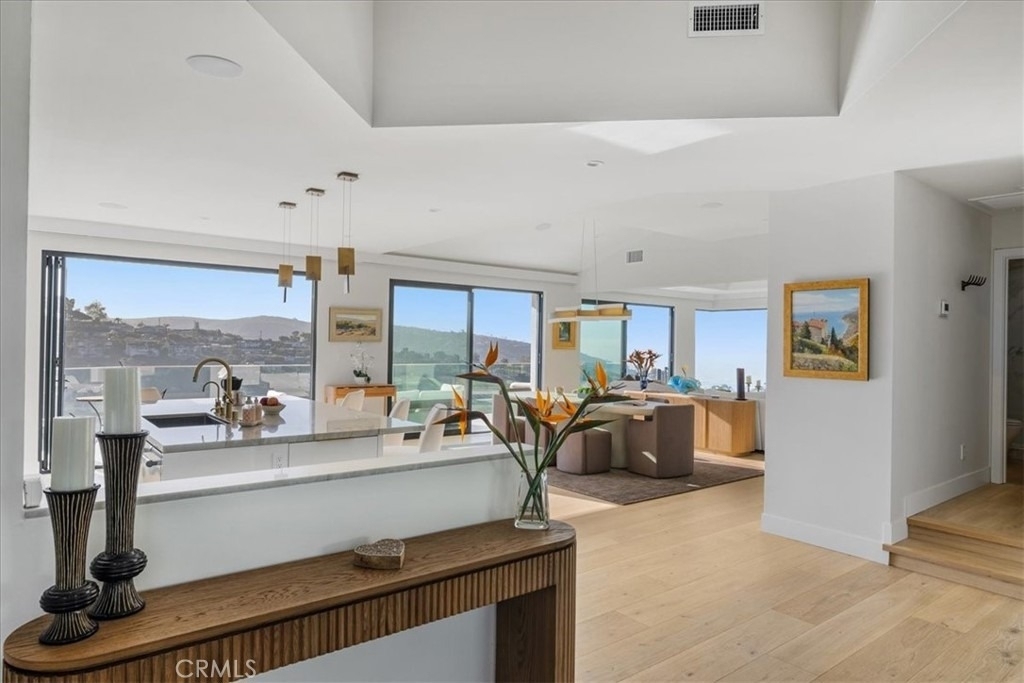 1515 Tahiti Avenue - Photo 2