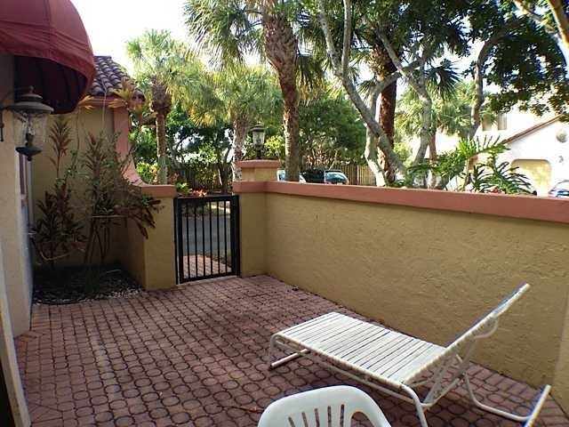 49 Uno Lago Drive - Photo 2