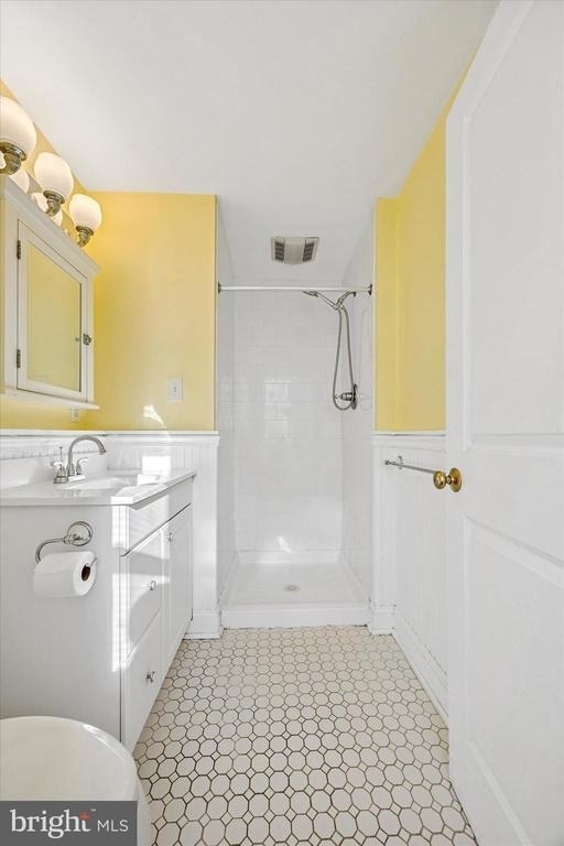 5449 Ridge Avenue - Photo 13