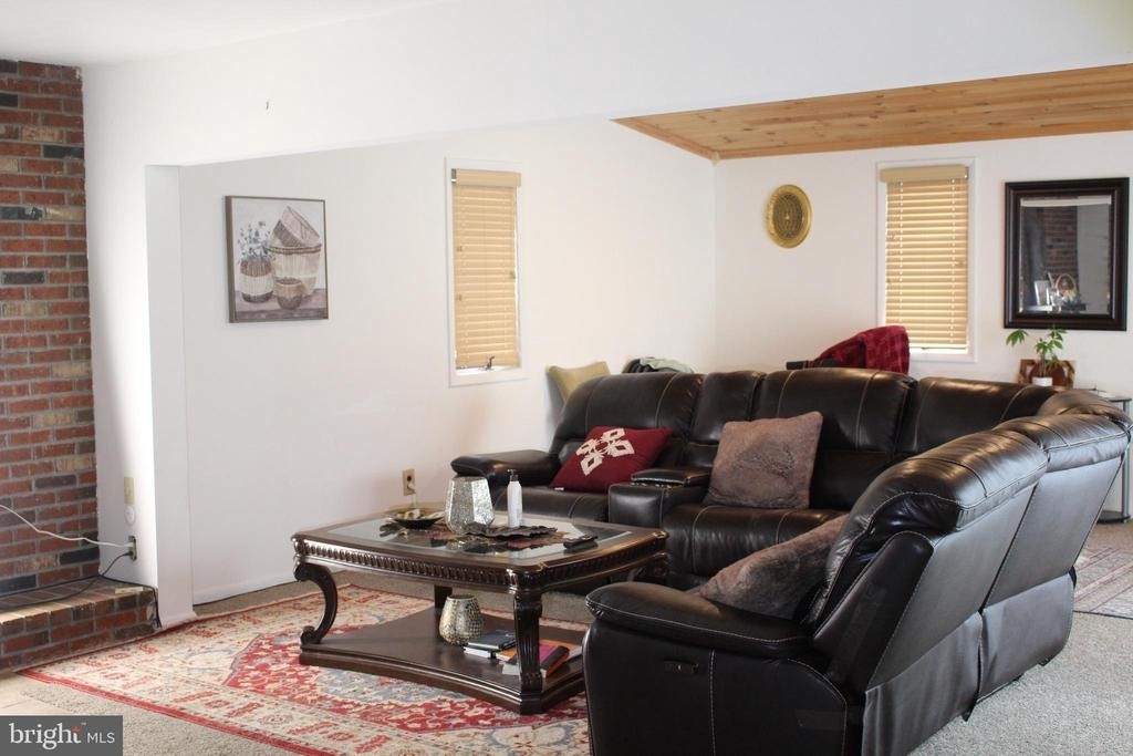 219 Meadow Drive - Photo 12