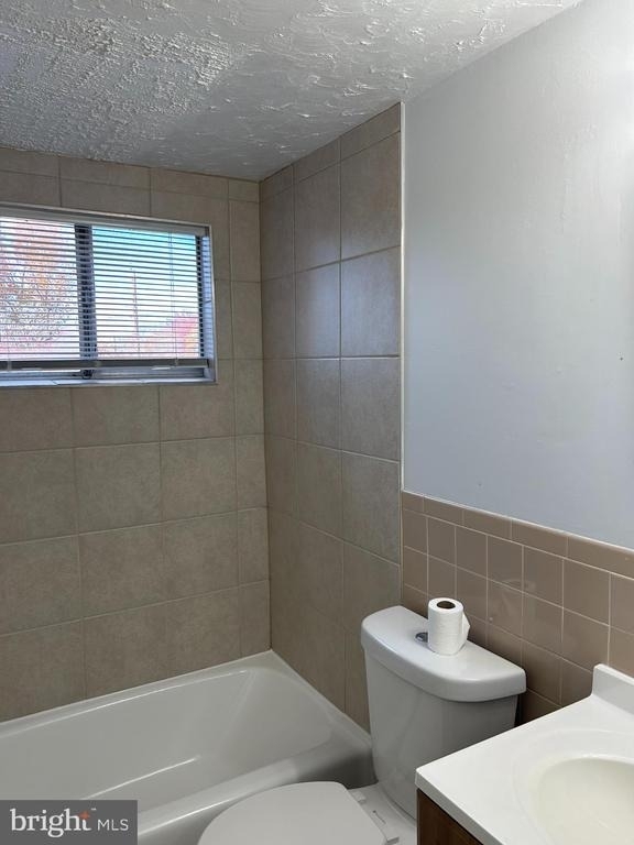 7617 Fontainebleau Drive - Photo 8