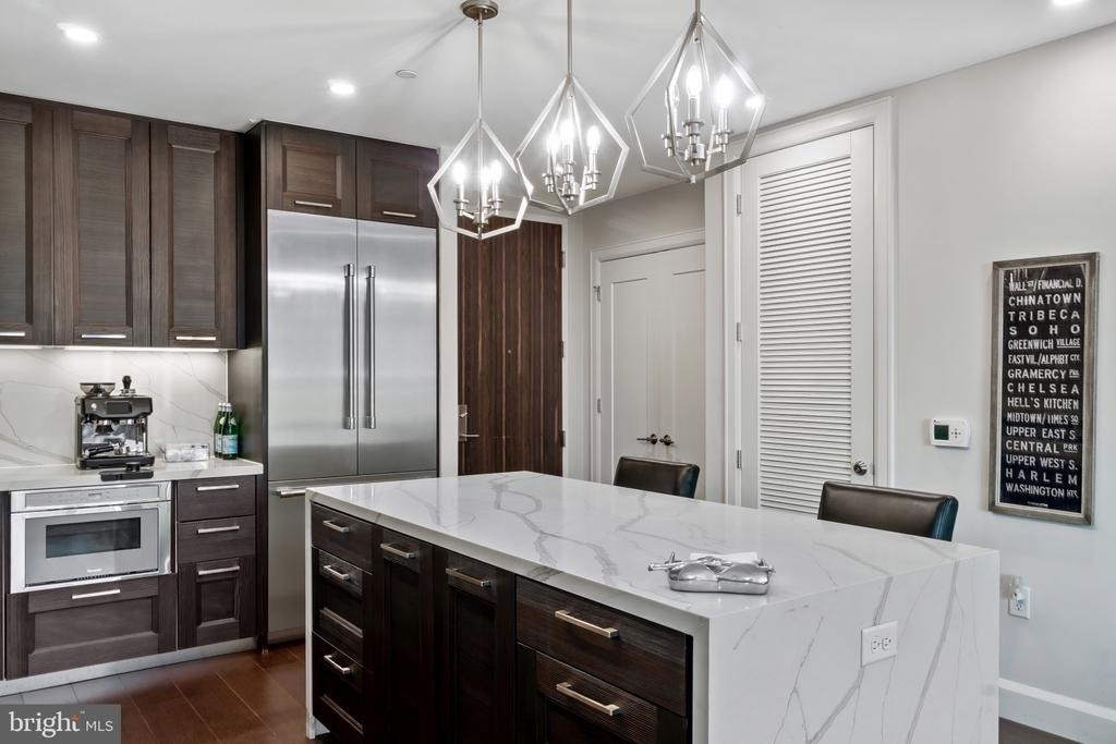 1330 Lancaster Street - Photo 8