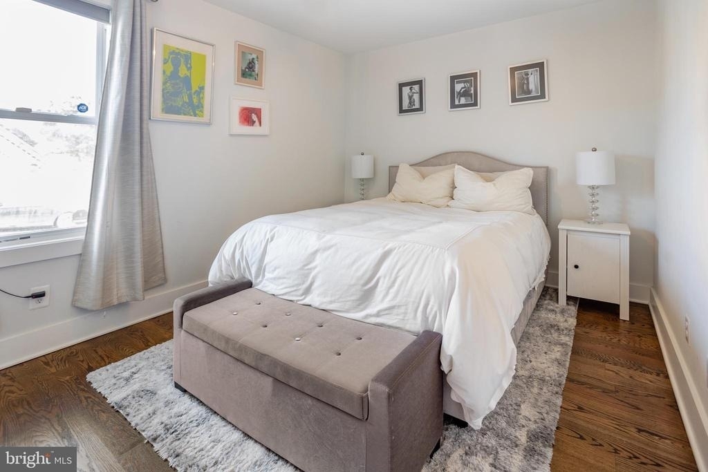 1659 Holbrook Street Ne - Photo 13