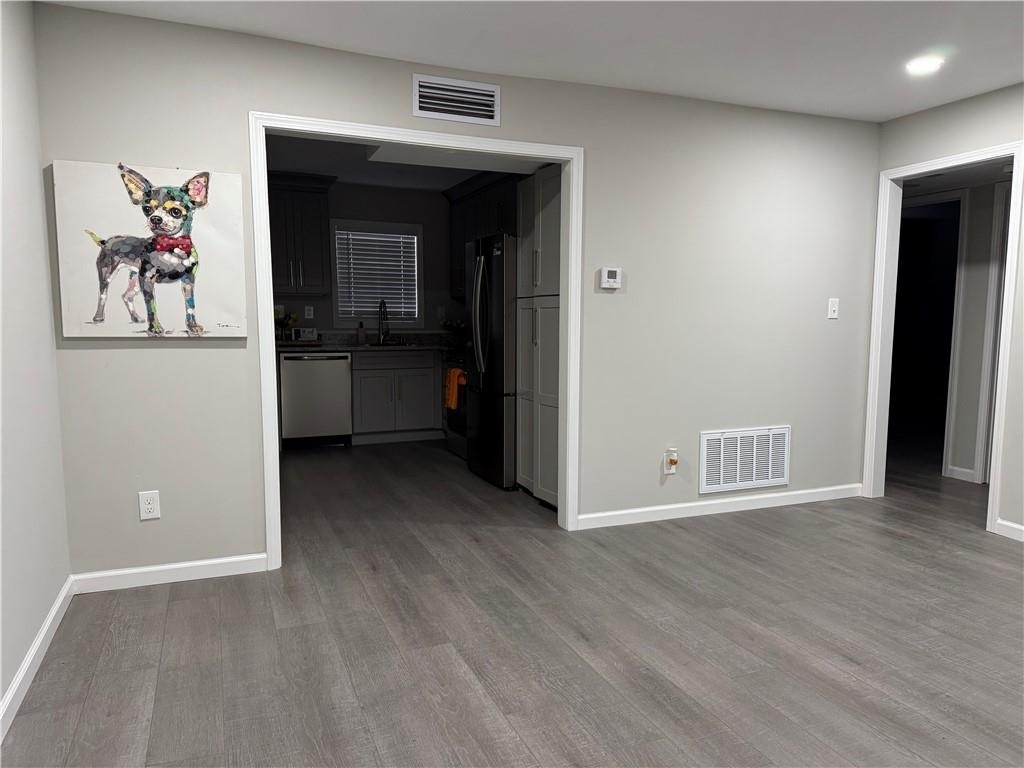 2637 Lester Street - Photo 12