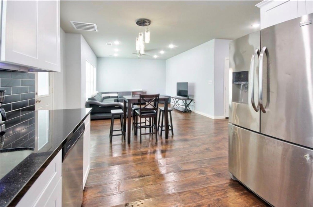 3510 Oleander Avenue - Photo 9