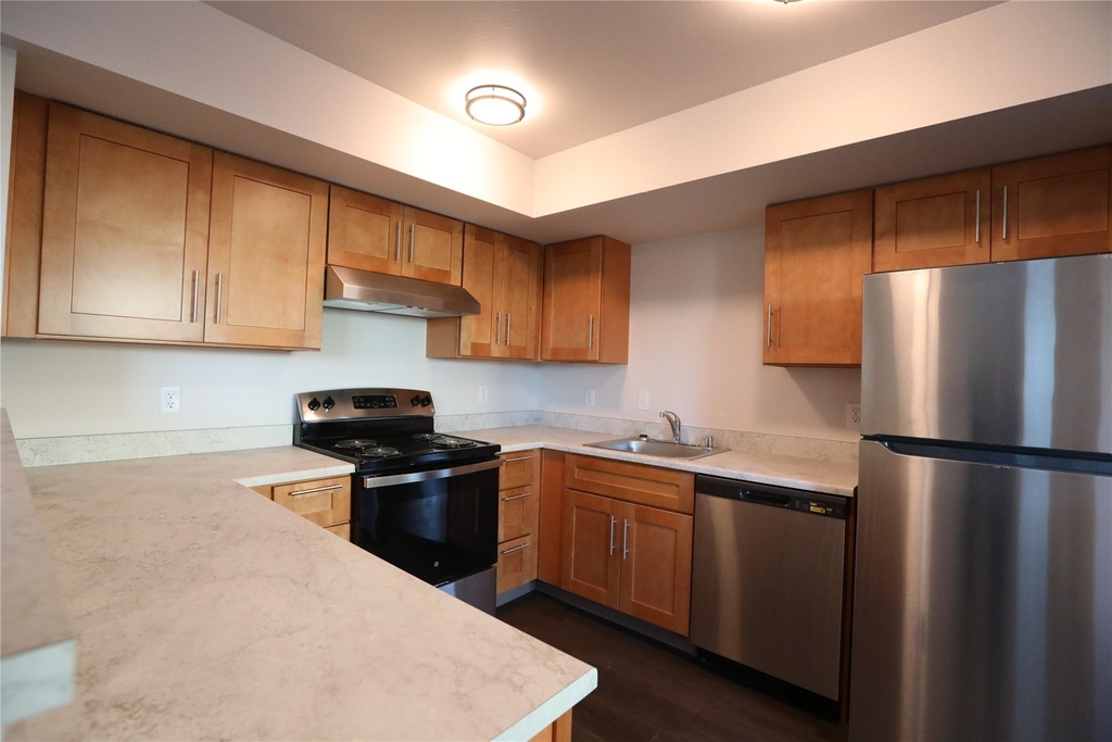 900 N Oak Harbor St - Photo 9