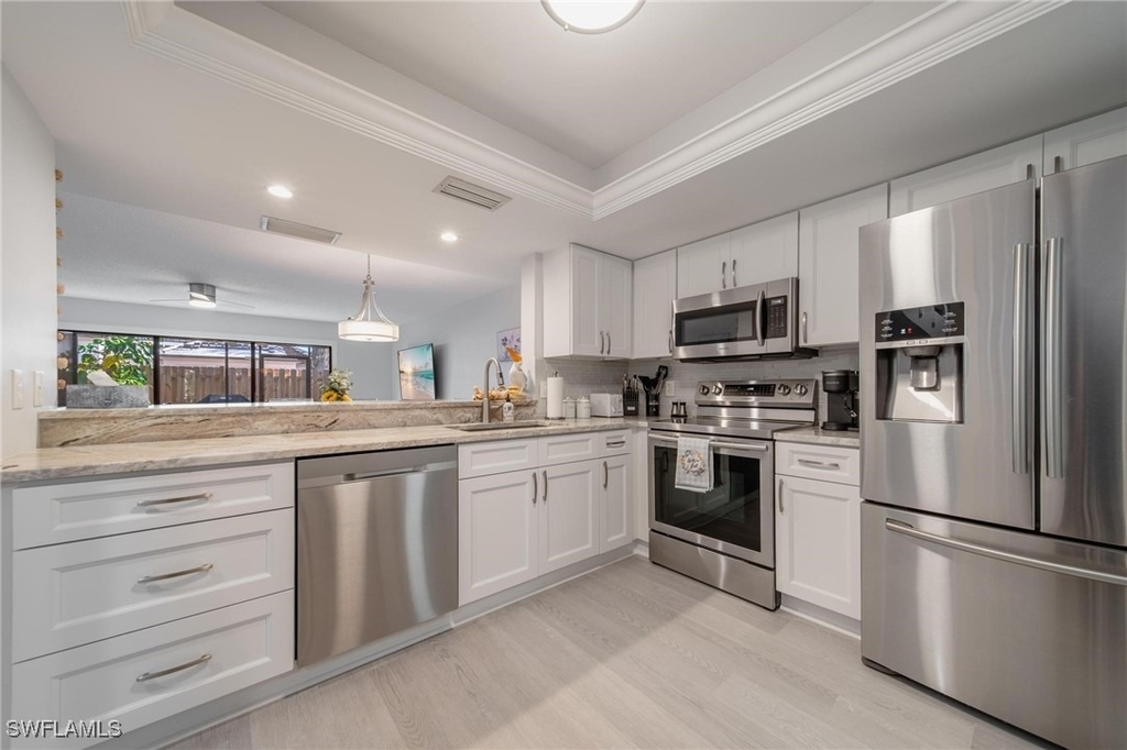 820 Meadowland Drive - Photo 16