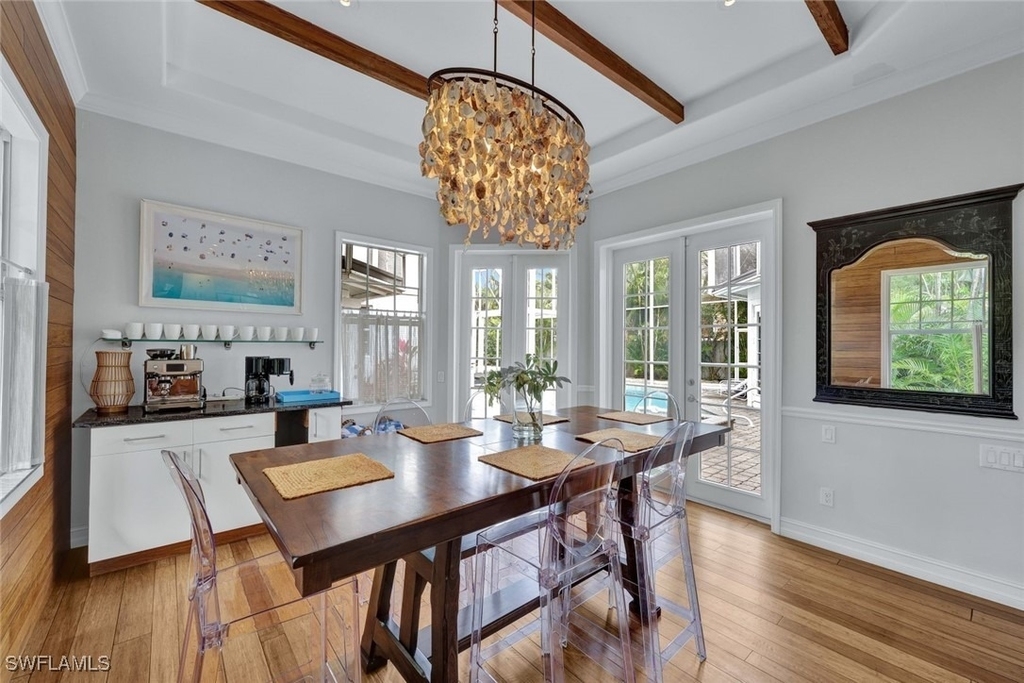 255 2nd Avenue N - Photo 8