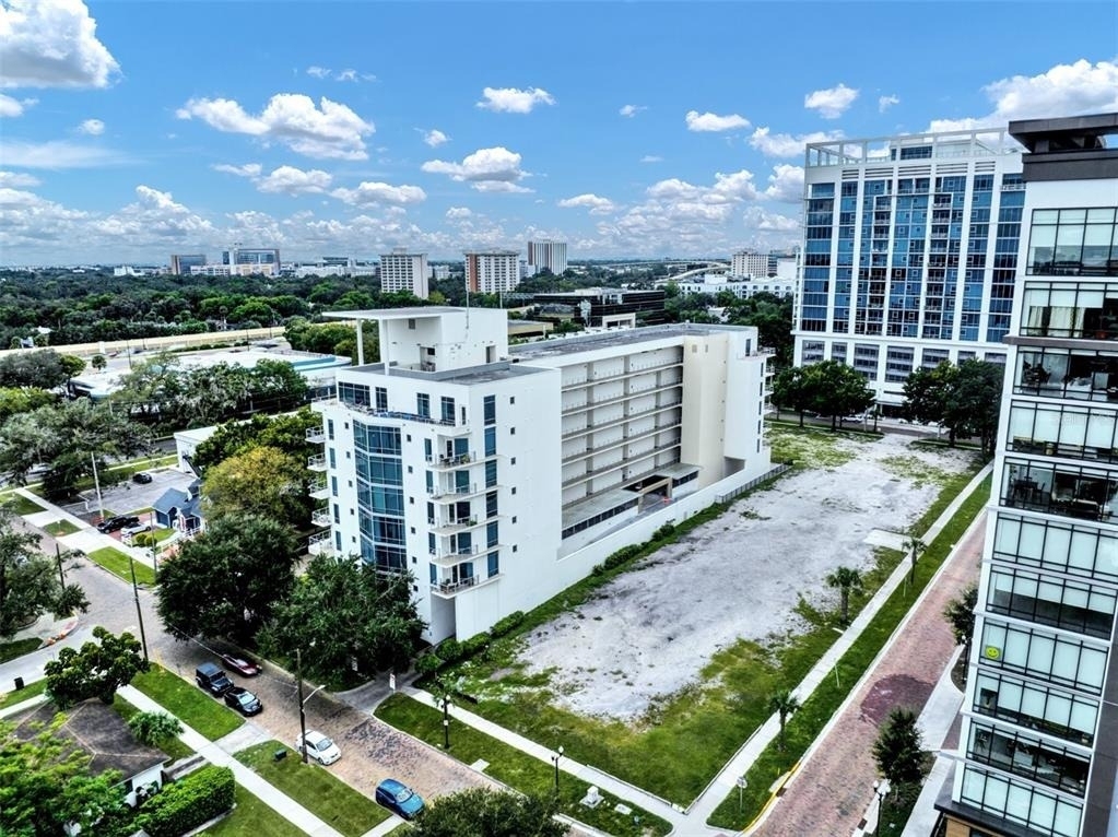 525 E Jackson Street - Photo 47