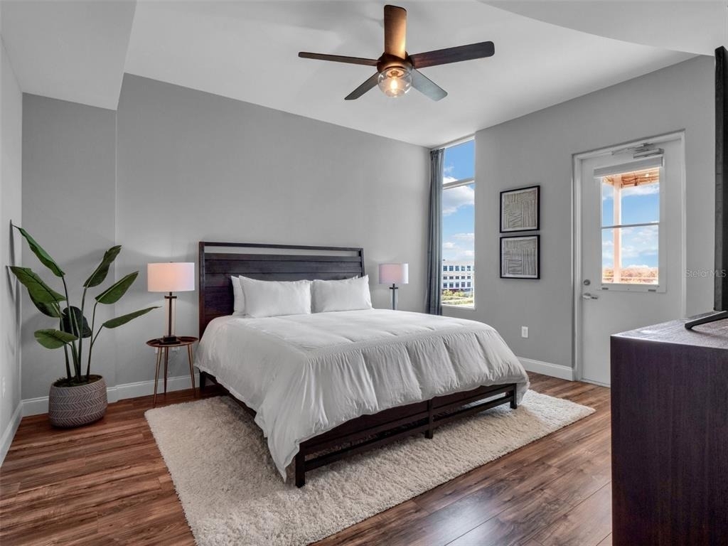 525 E Jackson Street - Photo 18