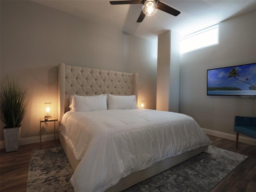 525 E Jackson Street - Photo 26
