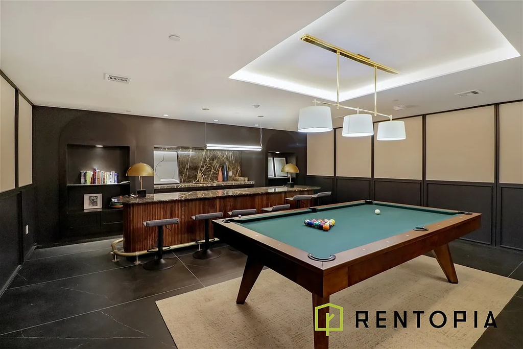 1010 Pacific Street - Photo 12