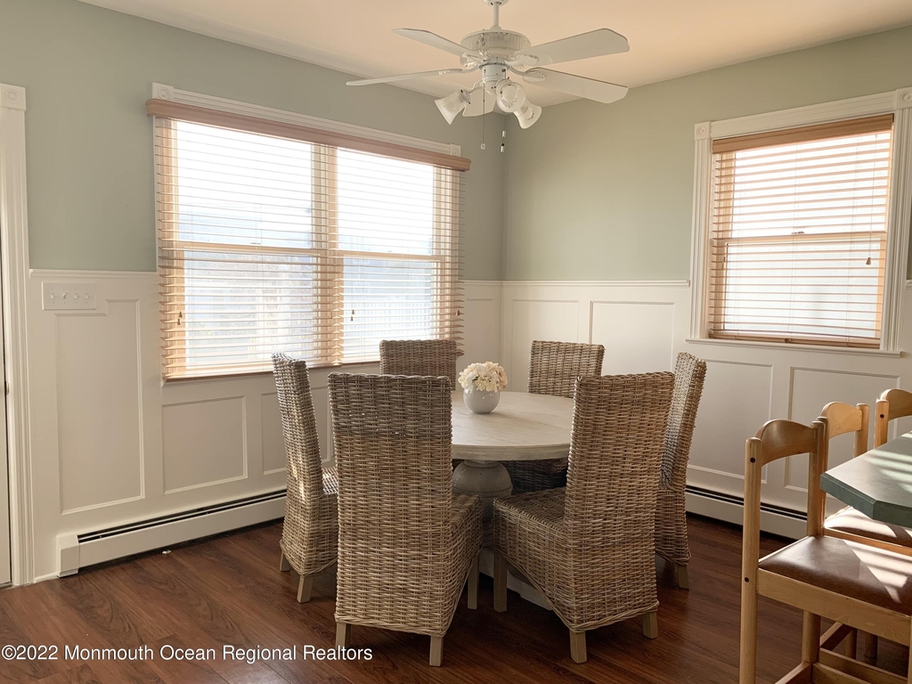 209 4th Avenue - Photo 9