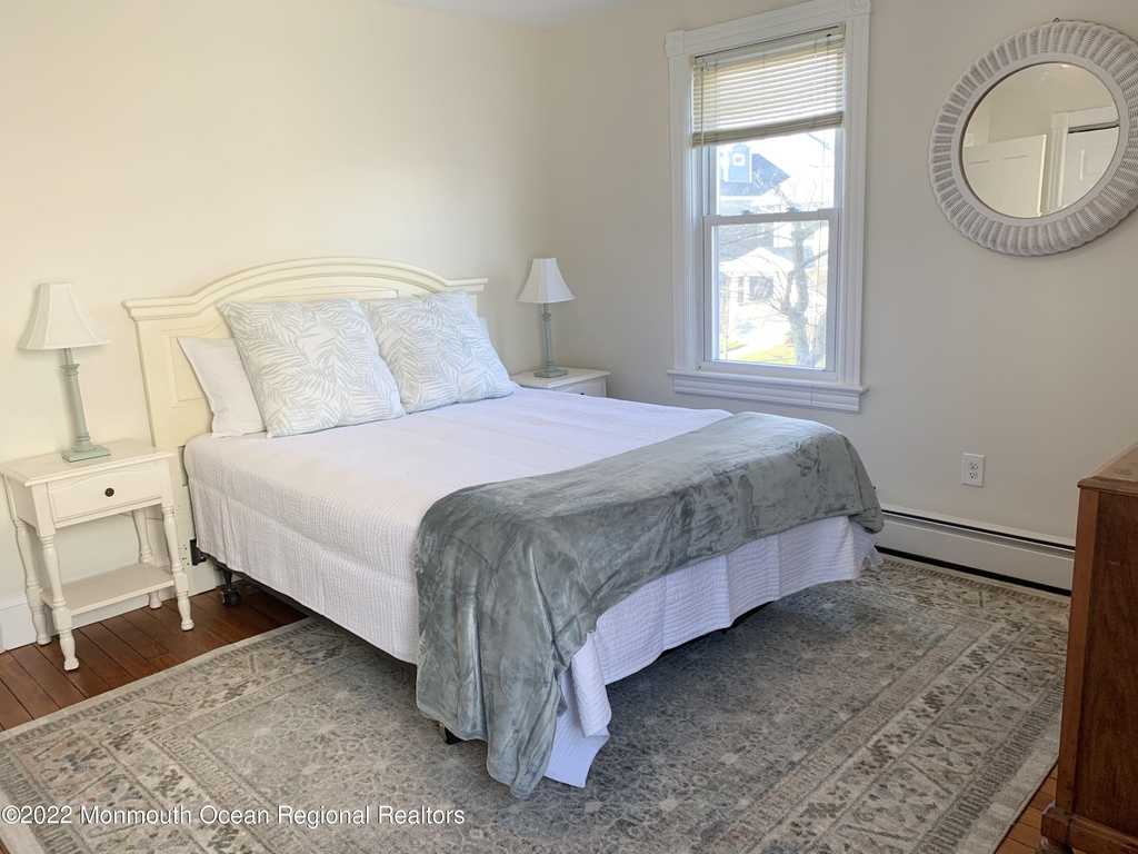 209 4th Avenue - Photo 13