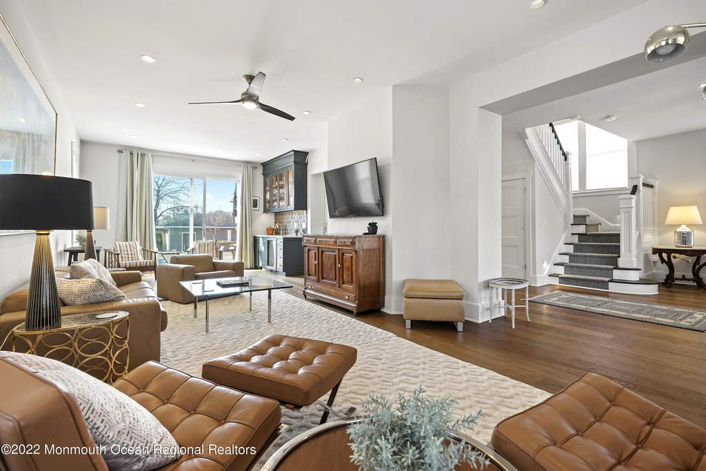 502 Sixth Avenue - Photo 7
