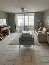 2821 Somerset Drive - Photo 3