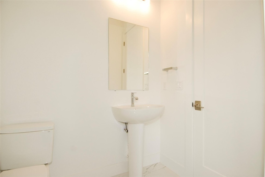 1435 Sw 23rd Street - Photo 8