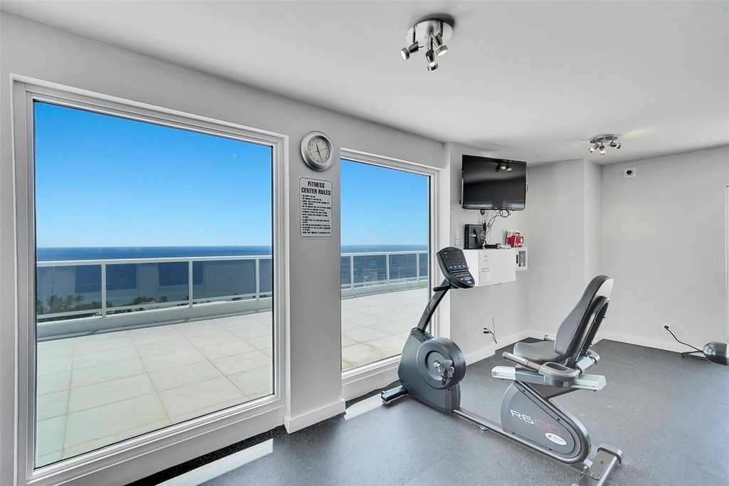 2841 N Ocean Boulevard - Photo 38
