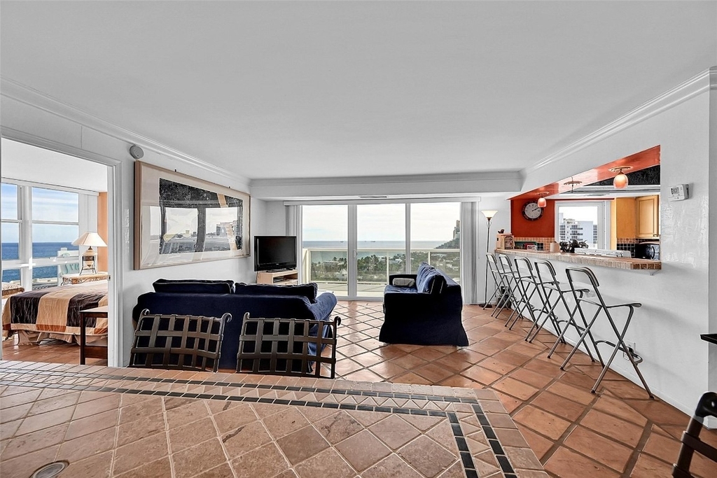 2841 N Ocean Boulevard - Photo 6