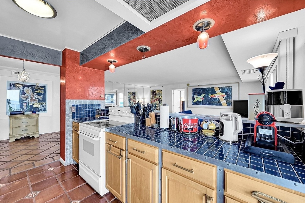 2841 N Ocean Boulevard - Photo 9