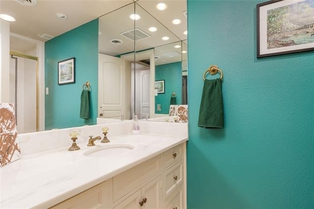 6126 Averill Way - Photo 21