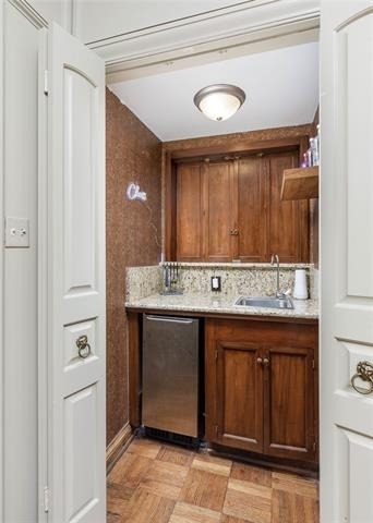 6126 Averill Way - Photo 7