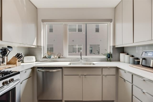 4705 Bryan Street - Photo 12