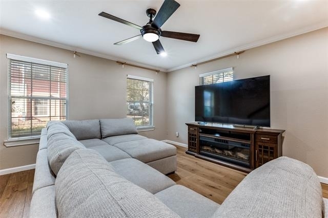 4703 Bradford Drive - Photo 3