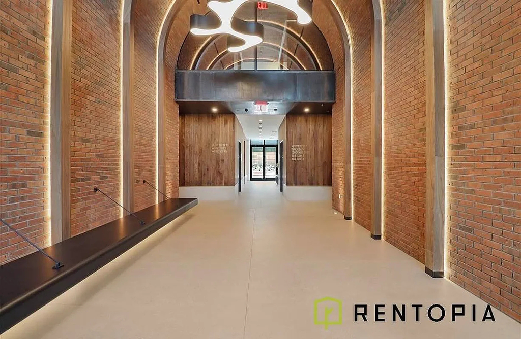 1010 Pacific Street - Photo 10