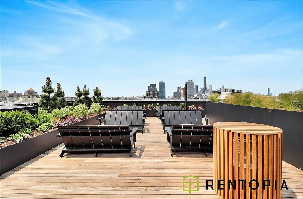 1010 Pacific Street - Photo 11