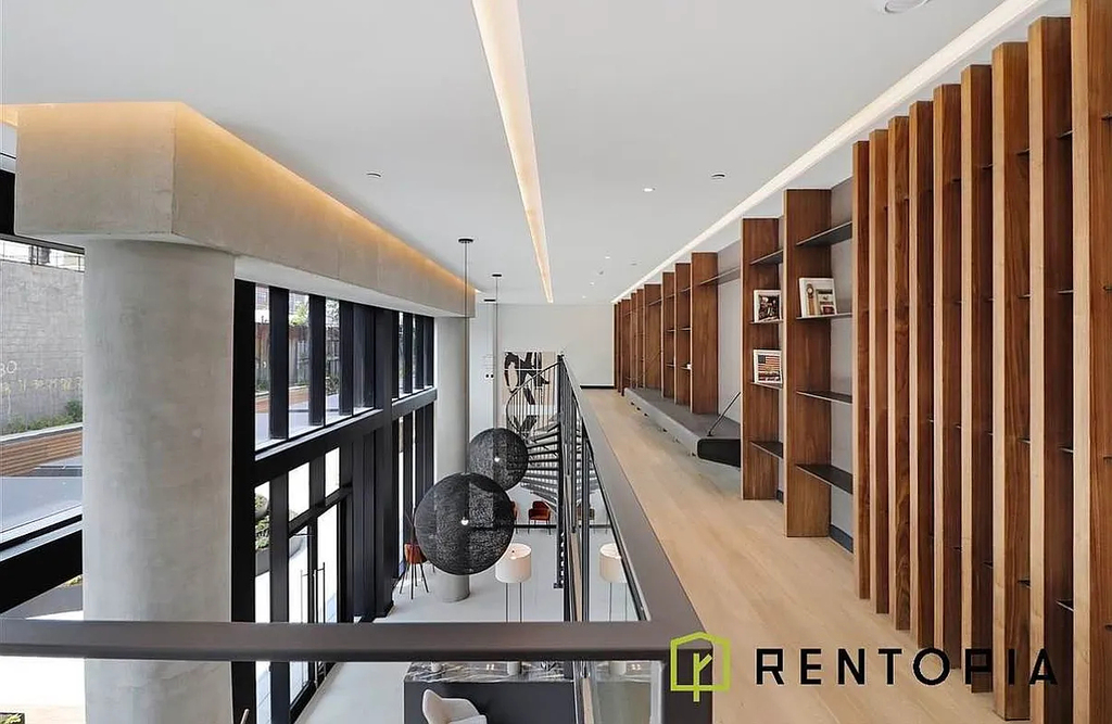 1010 Pacific Street - Photo 13
