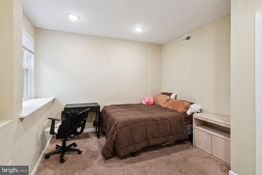 1611 N 17th Street - Photo 13
