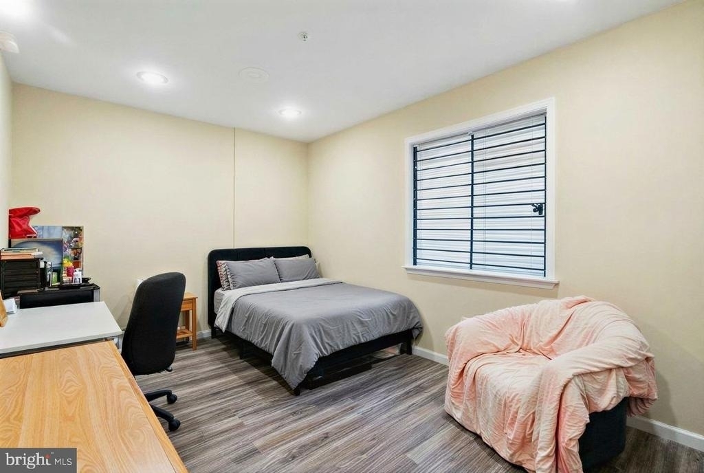 1611 N 17th Street - Photo 18