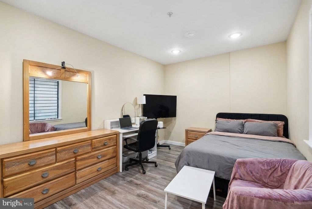 1611 N 17th Street - Photo 16