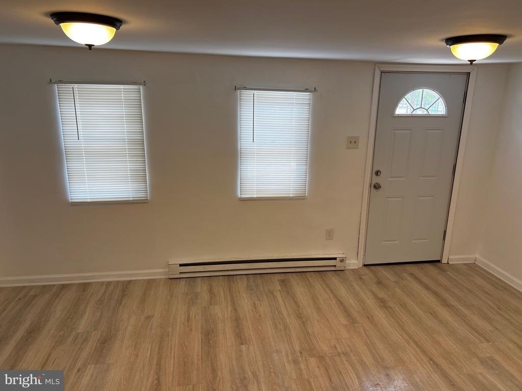 484 Harrison Avenue - Photo 13