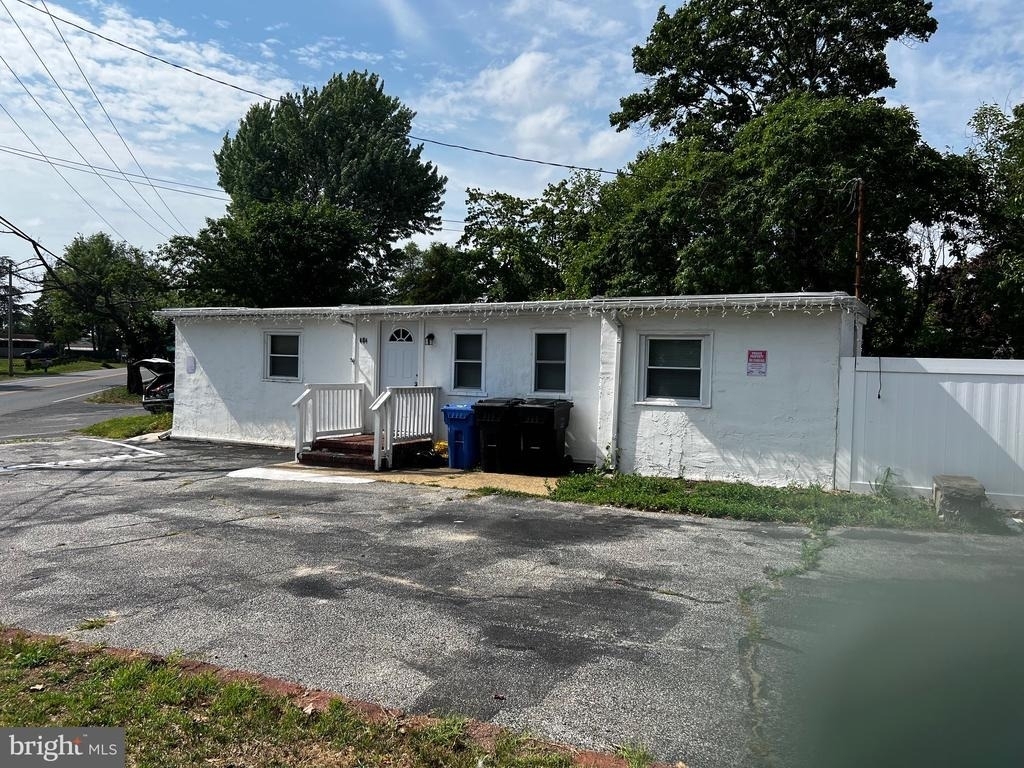 484 Harrison Avenue - Photo 0