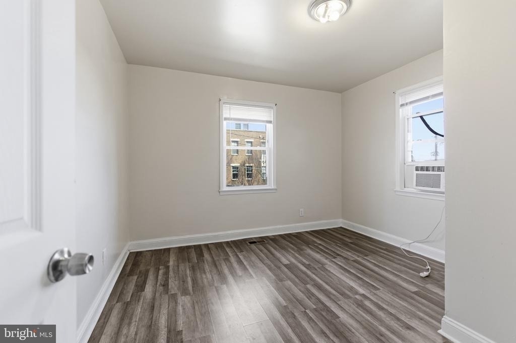 101 Wayne Place Se - Photo 7