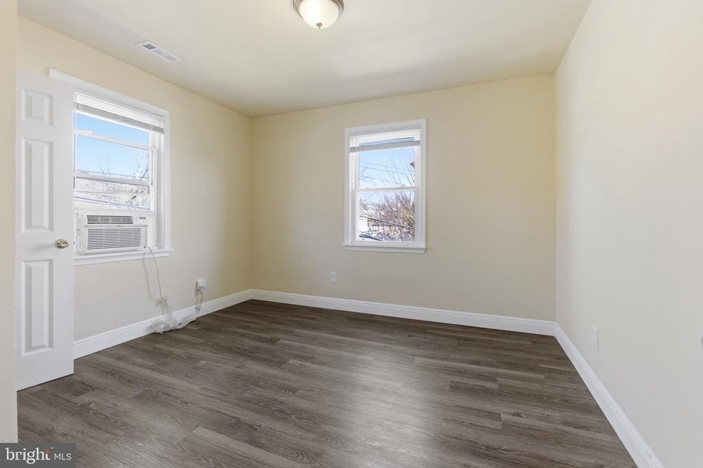 101 Wayne Place Se - Photo 10
