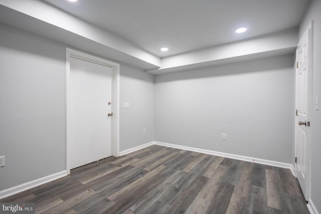 1302 Morris Road Se - Photo 3