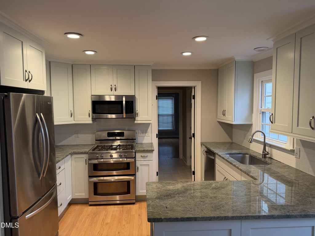 7824 Hardwick Drive - Photo 10