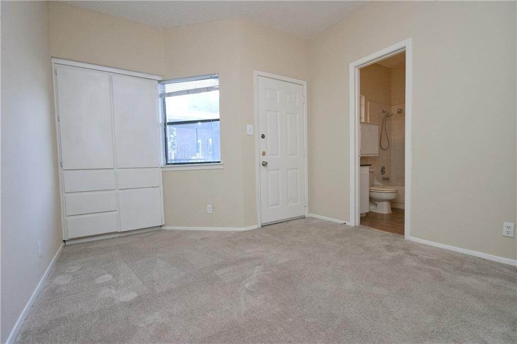 2818 Nueces St - Photo 3