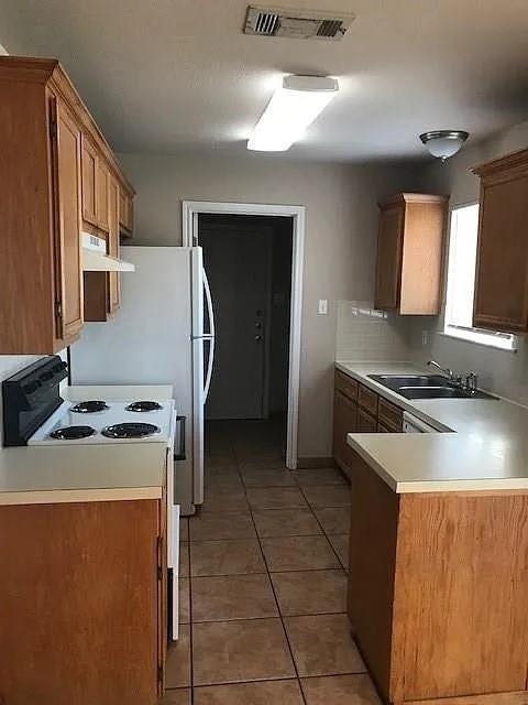 902 Quartz Ct - Photo 2
