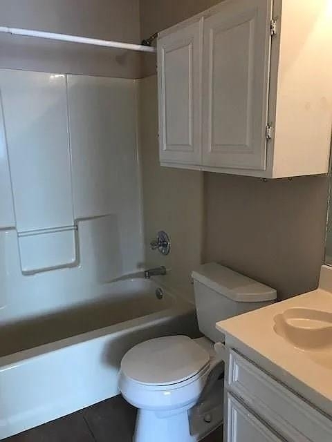 902 Quartz Ct - Photo 3