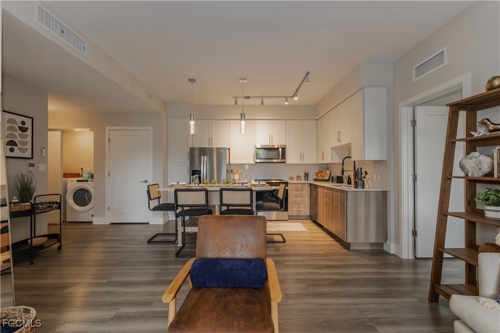 9920 Portofino Vineyards Circle - Photo 11