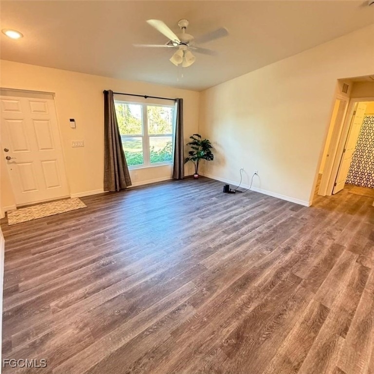 575 Oakshire Lane - Photo 8