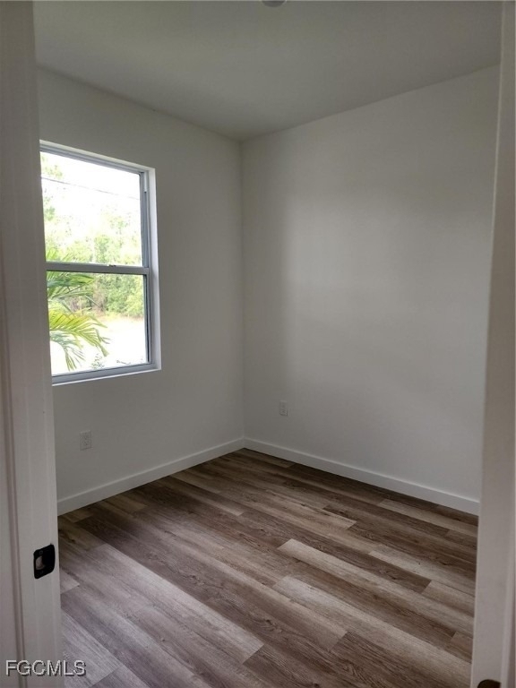 2431 Lola Avenue S - Photo 8