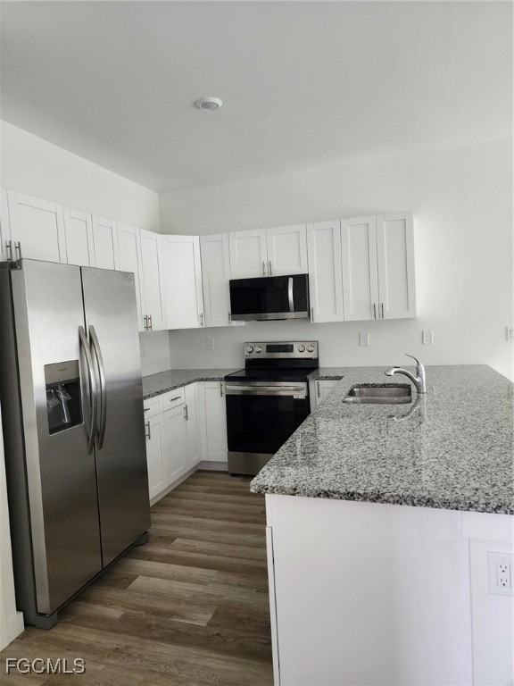 2431 Lola Avenue S - Photo 1