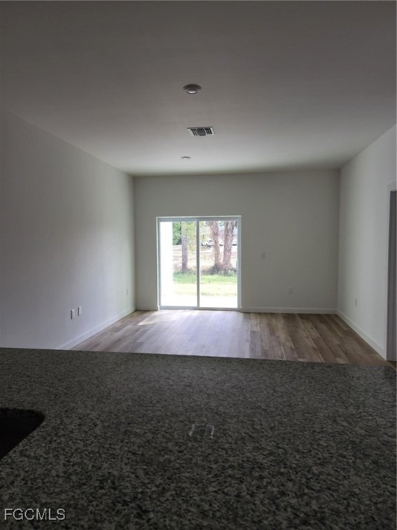 2431 Lola Avenue S - Photo 5